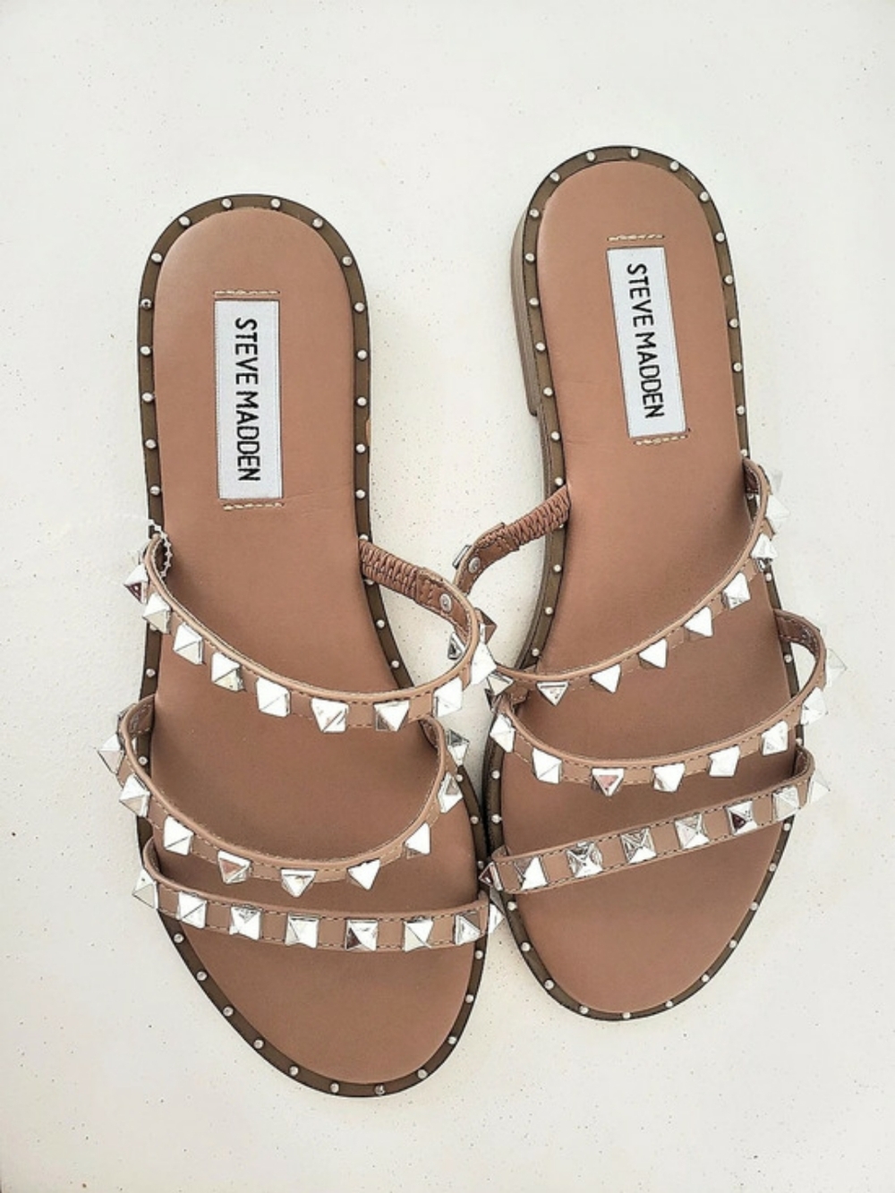 Steve Madden Skyler Studded Strappy Flat Sandals Size 6